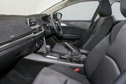2016 Mazda 3 Neo