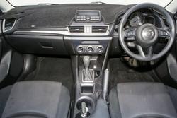 2016 Mazda 3 Neo