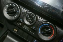 2022 Toyota Hilux SR