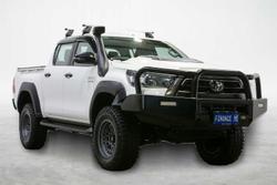 2022 Toyota Hilux SR