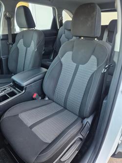 2022 Kia Sorento Sport