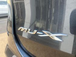 2025 Isuzu MU-X LS-T