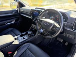 2025 Ford Everest Platinum