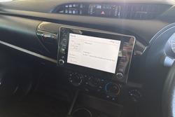 2023 Toyota Hilux SR