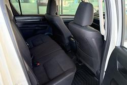 2023 Toyota Hilux SR