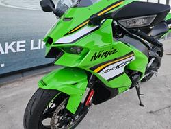2025 Kawasaki NINJA ZX-10R Green