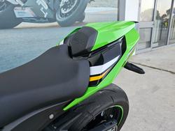 2025 Kawasaki NINJA ZX-10R Green