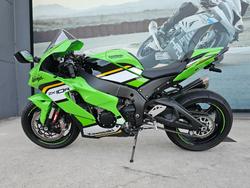2025 Kawasaki NINJA ZX-10R Green