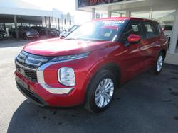2026 Mitsubishi Outlander ES