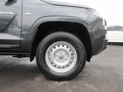 2026 Mitsubishi Triton GLX