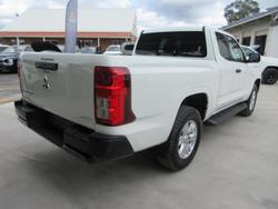 2026 Mitsubishi Triton GLX+