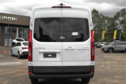 2024 LDV Deliver 9 LWB Mid Roof MY24 Blanc White