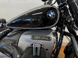 2021 BMW Motorrad R 18 Black
