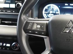 2022 Mitsubishi Outlander PHEV ES
