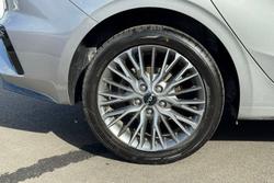 2021 Kia Cerato Sport