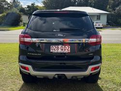 2017 Ford Everest Titanium
