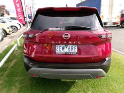 2025 Nissan X-TRAIL ST-L