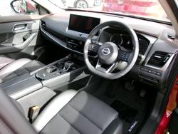 2025 Nissan X-TRAIL ST-L