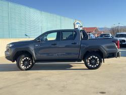 2025 Toyota Hilux SR5 48V (4x4)