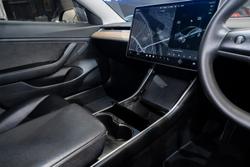2020 Tesla Model 3 Performance