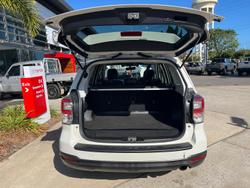 2016 Subaru Forester 2.5i-S S4 MY16 AWD Crystal White