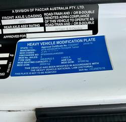 2018 Kenworth T610 SAR WHITE