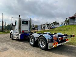 2018 Kenworth T610 SAR WHITE