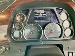 2018 Kenworth T610 SAR WHITE
