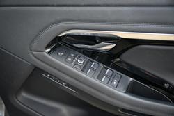 2021 Land Rover Range Rover Evoque P250 R-Dynamic SE