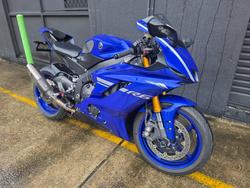 2017 Yamaha YZF-R6 BLUE