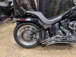 2010 Harley-Davidson Softail Custom 1584 (FXSTC) Softail Black
