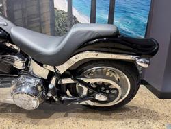 2010 Harley-Davidson Softail Custom 1584 (FXSTC) Softail Black