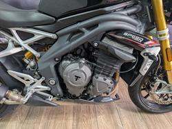 2022 Triumph SPEED TRIPLE 1200 RS Black