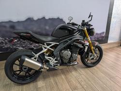 2022 Triumph SPEED TRIPLE 1200 RS Black