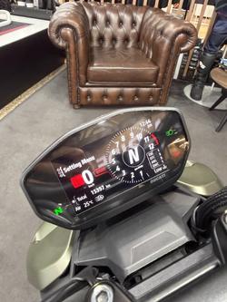2024 DUCATI STREETFIGHTER V2 Green