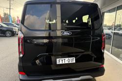 2025 Ford Tourneo Active