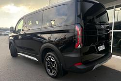 2025 Ford Tourneo Active