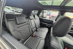 2025 Ford Everest Platinum