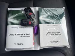 2024 Toyota Landcruiser VX
