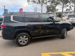 2024 Toyota Landcruiser VX