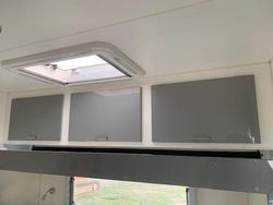2015 Hino Fd 1124 Flat Top & Aircon Living Room