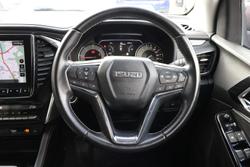 2022 Isuzu MU-X LS-T