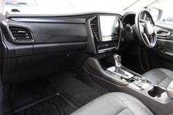 2022 Isuzu MU-X LS-T