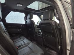2020 Land Rover Discovery SD6 HSE