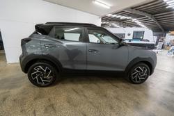 2025 Mahindra XUV3XO AX7L