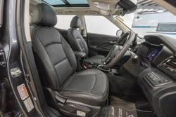 2025 Mahindra XUV3XO AX7L