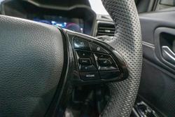 2025 Mahindra XUV3XO AX7L
