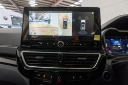 2025 Mahindra XUV3XO AX7L