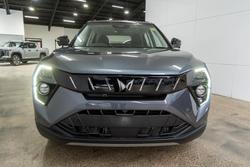 2025 Mahindra XUV3XO AX7L