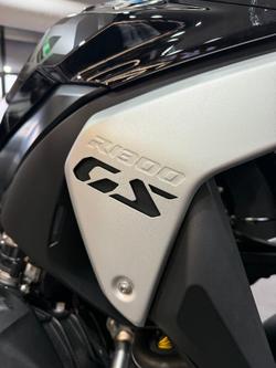 2026 BMW Motorrad R 1300 GS TRIPLE BLACK BLACK STORM METALLIC